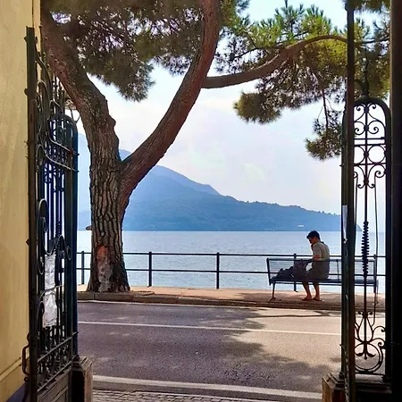 アパート Porto Vecchio - Charming Lakefront In The Heart Of