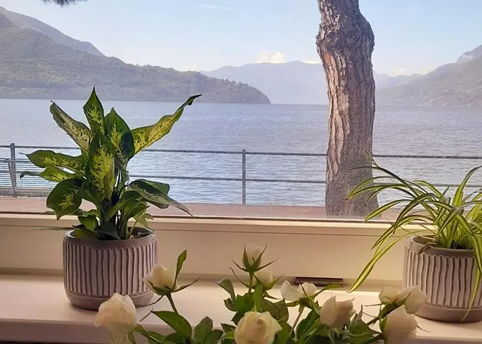 Porto Vecchio - Charming Lakefront In The Heart Of ドマーゾ